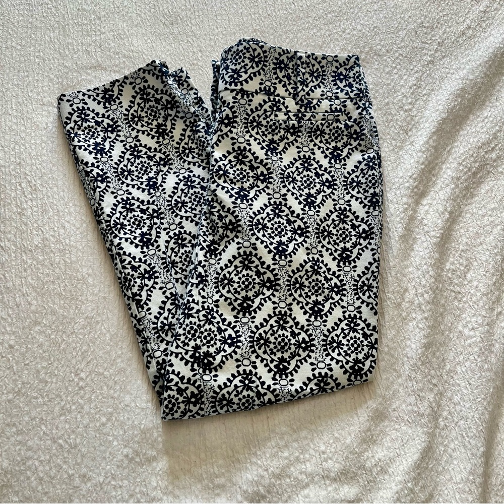 LOFT Monochrome Geometric Print Pants